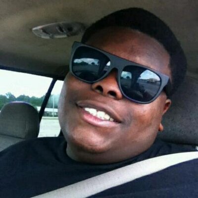 Profile Picture of Ronald Armour II (@IgetPESOS) on Twitter