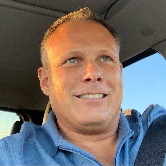 Profile Picture of Marc Pennings (@1098s) on Poshmark