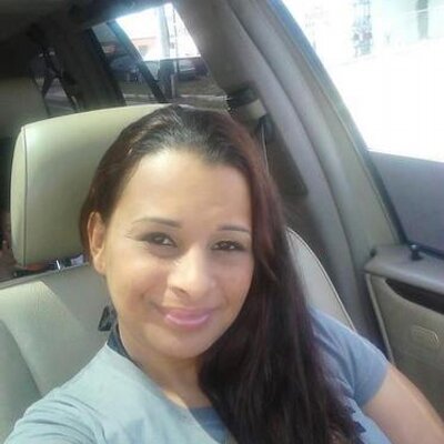 Profile Picture of Chanelle Holmes (@HolmesChanelle) on Twitter