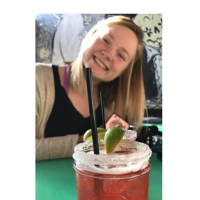 Profile Picture of Jess Tomb (@jess_tomb) on Twitter