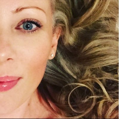 Profile Picture of Jennifer Trotter (@jenniferT73) on Twitter