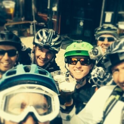 Profile Picture of Dave Hawkes (@hawkesy13) on Twitter