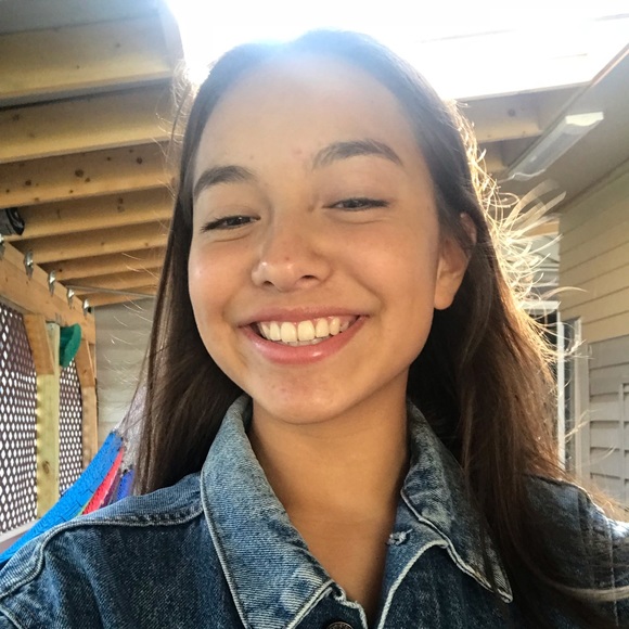 Profile Picture of Adamari Rangel (@adamari2020) on Poshmark