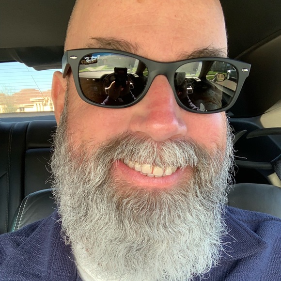 Profile Picture of David Landon (@dlandon73) on Poshmark