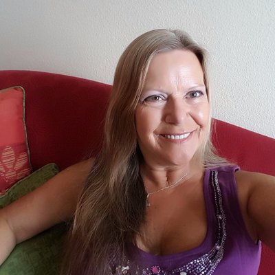 Profile Picture of Trudy Lewis (@TrudyL76) on Twitter