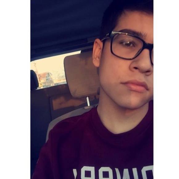 Profile Picture of Zachary Garcia (@zachary1199) on Poshmark