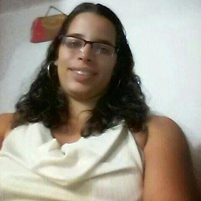 Profile Picture of Rosanne Silva (@rosannebiebs527) on Twitter