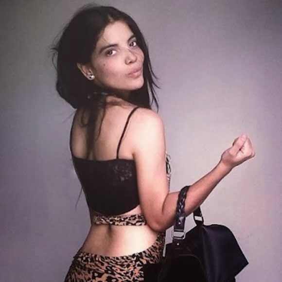 Profile Picture of Daniela Castrillon (@danielacastr402) on Poshmark