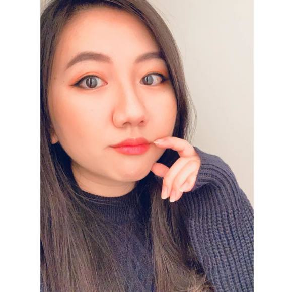 Profile Picture of Amanda Quadrel (@amandaquadrel) on Poshmark