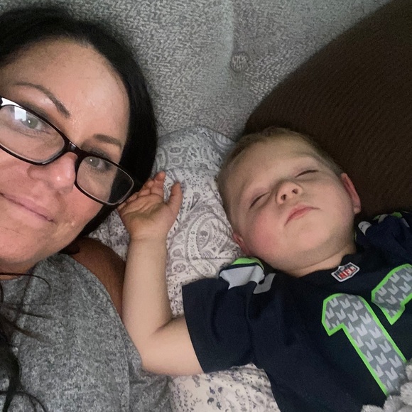 Profile Picture of Darcy Kielblock (@darcykielblock) on Poshmark