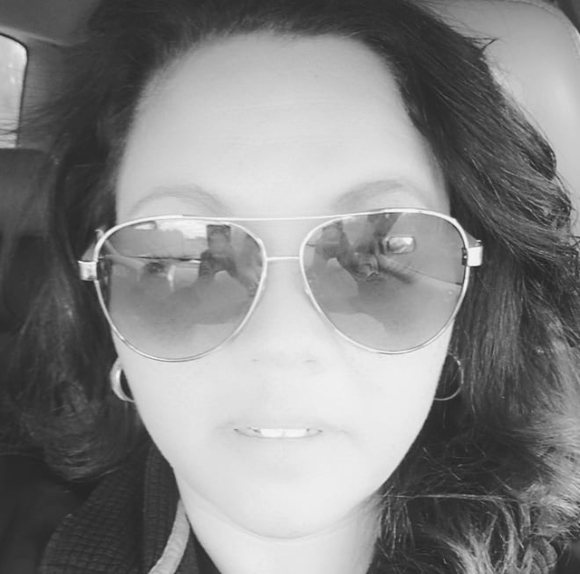 Profile Picture of Jolynn Rodriguez-lamphron (@jlamphron) on Poshmark