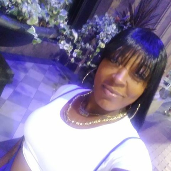 Profile Picture of Yolanda Rogers (@yolandaroger412) on Poshmark