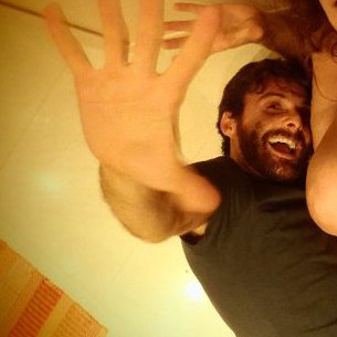 Profile Picture of Jules Fox (@FoxTrixters) on Twitter