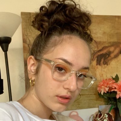 Profile Picture of Aviva (@aviva0abrams) on Twitter