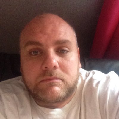 Profile Picture of Ian Hayes (@hazeyian) on Twitter