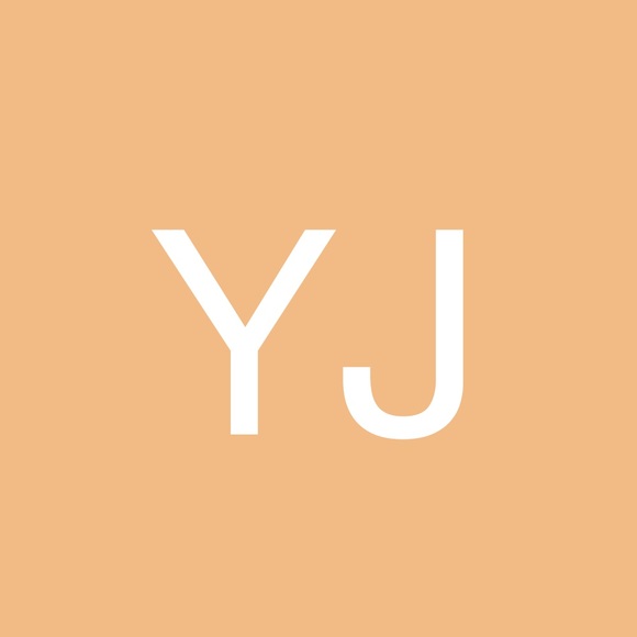 Profile Picture of Yoonsuh Jung (@yjung0910) on Poshmark