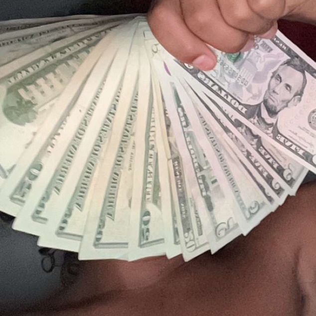 Profile Picture of Shawn Engle (@20shawn10) on Tiktok