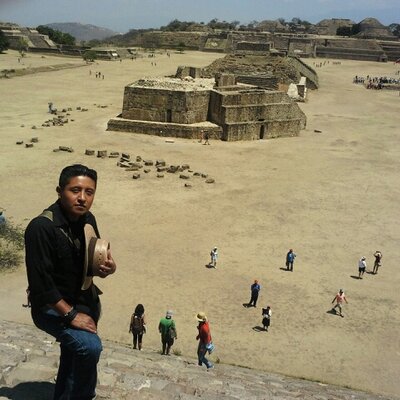 Profile Picture of Carlos Cristobal C. (@crazycris83) on Twitter