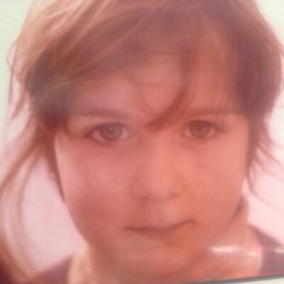 Profile Picture of Esther León (@Esther_Le_Ab) on Twitter