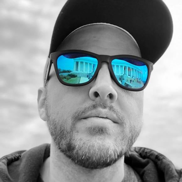 Profile Picture of Kevin Danielson (@kd9282) on Poshmark