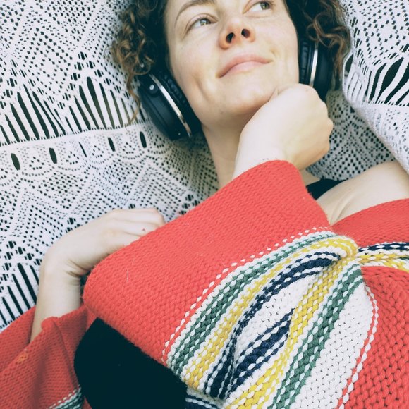 Profile Picture of Cheyanne Luce (@sunnyclamjamn) on Poshmark