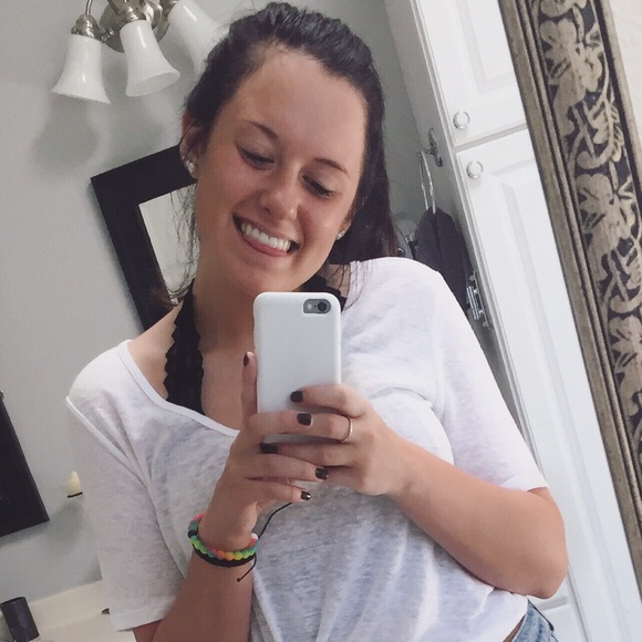 Profile Picture of Karli Kohls (@kkkkohls) on Poshmark