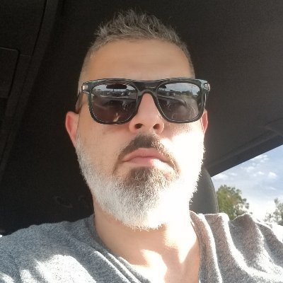 Profile Picture of ThatsMoneyRightThere (@AlexDeeb1) on Twitter