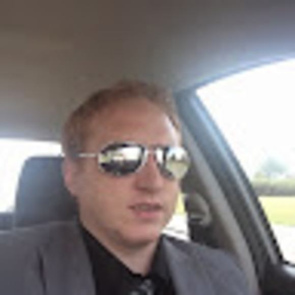 Profile Picture of Nathan Farrell (@ndfarrell88) on Poshmark