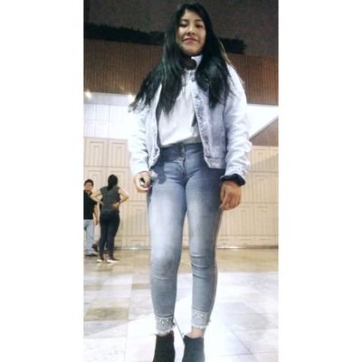 Profile Picture of Luz Green (@LuzGreen28) on Twitter