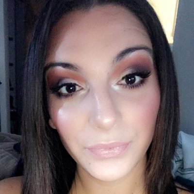 Profile Picture of Elena Kirkland (@ElenaMercedes) on Twitter