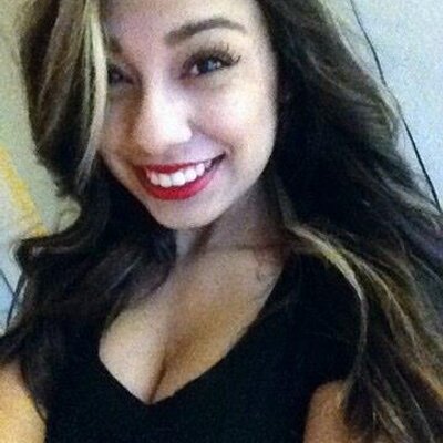 Profile Picture of Dara Sharp (@dara_sharp) on Twitter