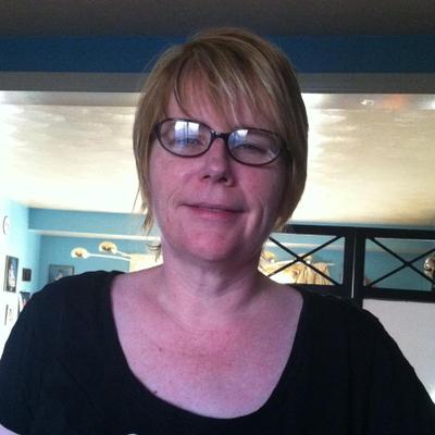 Profile Picture of Donna Graves (@dmg1968) on Twitter