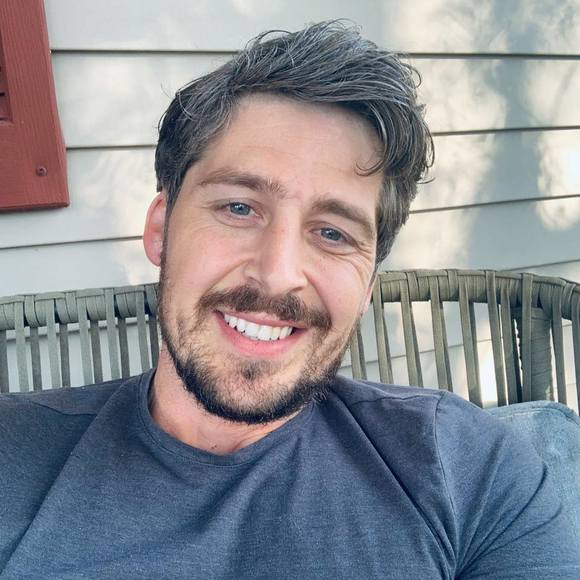 Profile Picture of Chuck Smith (@chuck_smith) on Poshmark