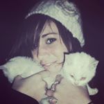 Profile Picture of Rose Matteson (@barefootroses) on Instagram