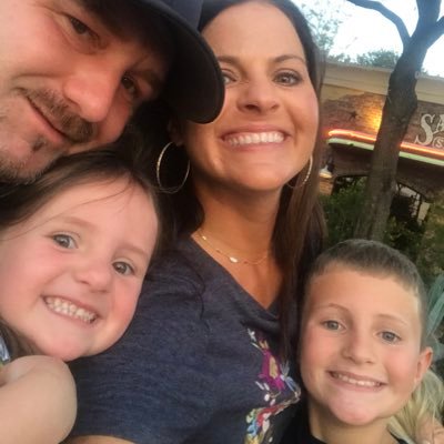 Profile Picture of Kimberly (@kimharrell313) on Twitter