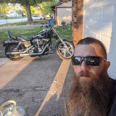 Profile Picture of Curt Becker (@badger99sinsMC) on Twitter