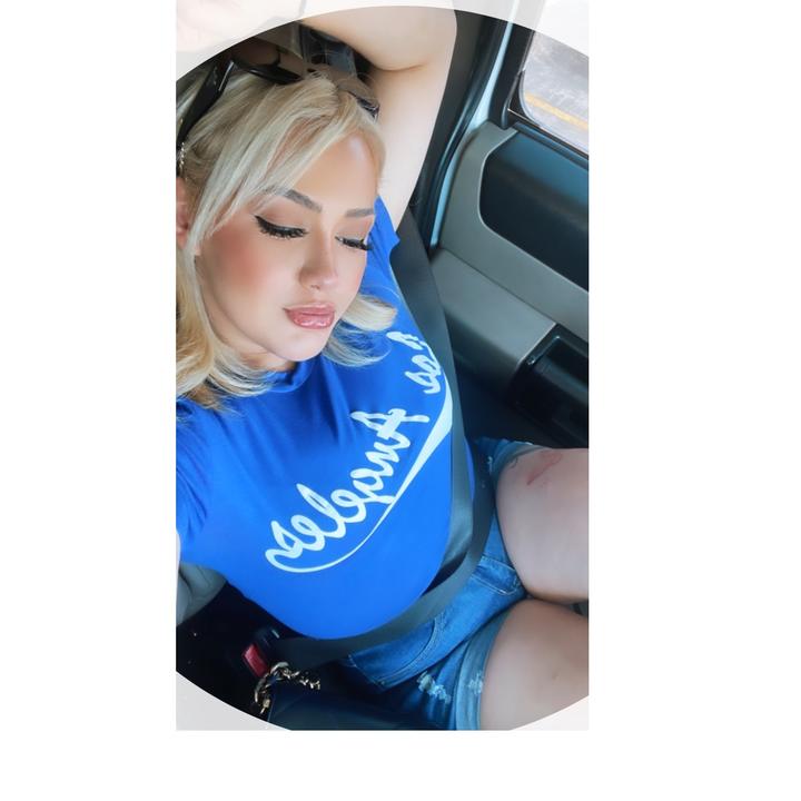 Profile Picture of Cynthia U (@uribe.cynthia) on Tiktok