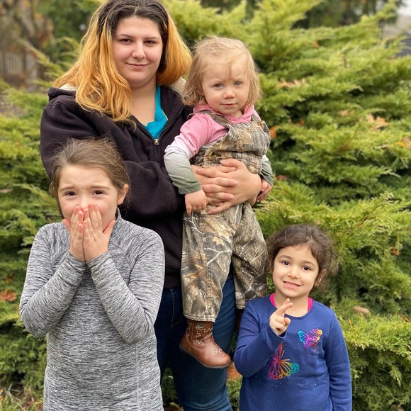 Profile Picture of Rebecca Buchanan (@beccaboo0424) on Poshmark