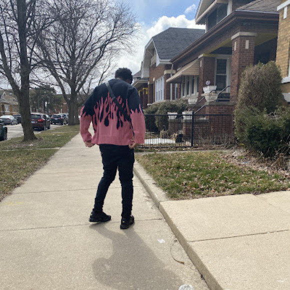 Profile Picture of Donovan R (@dono2official) on Poshmark