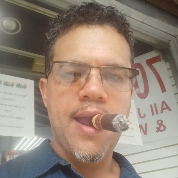 Profile Picture of Rodman Lora (@rodmanlora78) on Poshmark