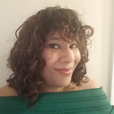 Profile Picture of Dr. Ivelisse Rodriguez (@IvelisseWrites) on Twitter