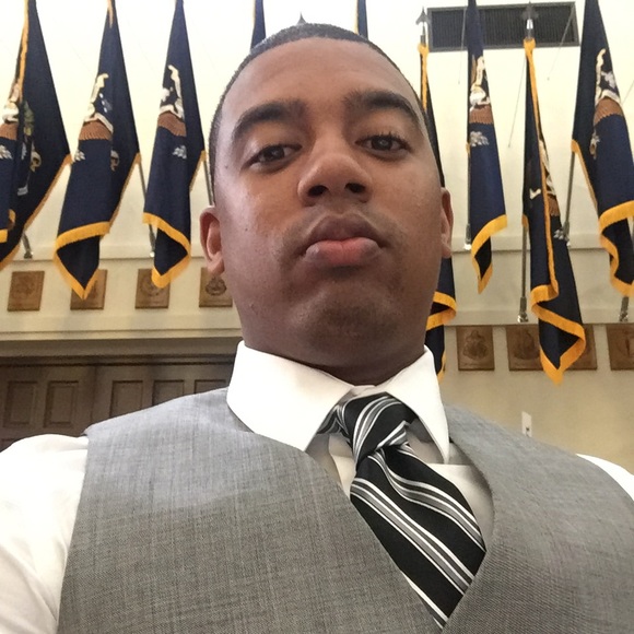 Profile Picture of Richard Funches (@rickrubix) on Poshmark