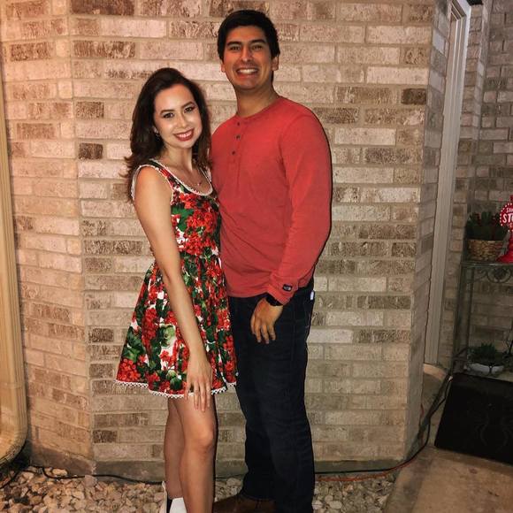 Profile Picture of Dalia Batarse (@daliaaaab) on Poshmark