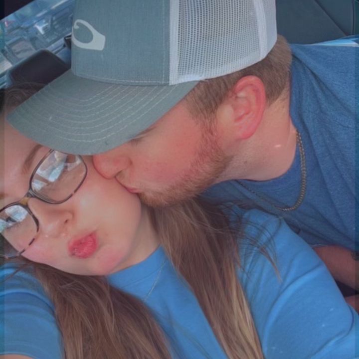 Profile Picture of Jillian 🎀 (@jillianaquick) on Tiktok