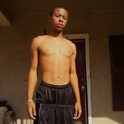 Profile Picture of Aaron Wright (@200027bigboy) on Twitter
