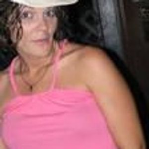 Profile Picture of Debbie Tully Groves (@debbietully81) on Myspace