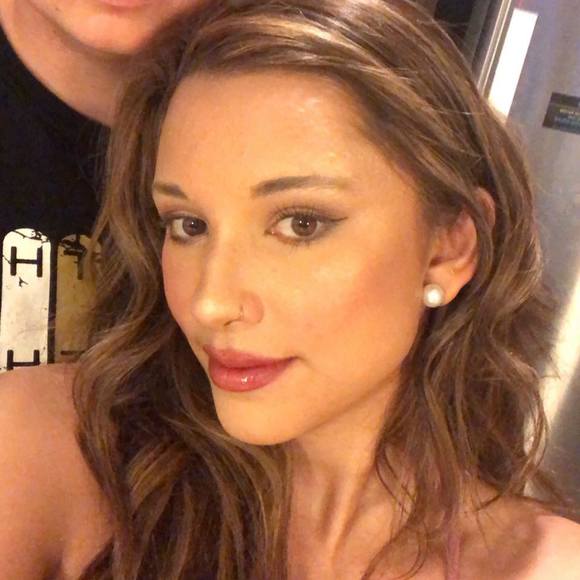 Profile Picture of Adrienne Stenz (@adriennestenz) on Poshmark