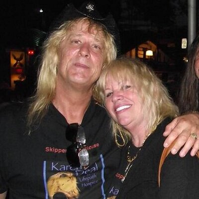 Profile Picture of Doug & Sharie Deal (@stargazermgmt) on Twitter