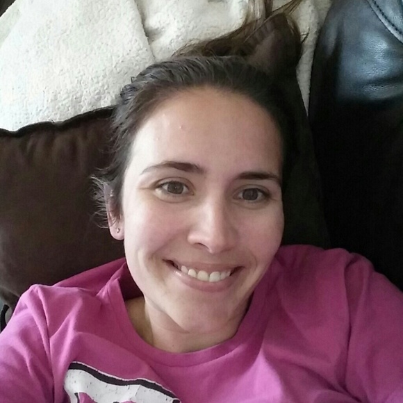 Profile Picture of Tiffany Corbin (@tcorbin88) on Poshmark