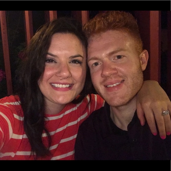 Profile Picture of Tanaka Losey (@tanvandruff) on Poshmark